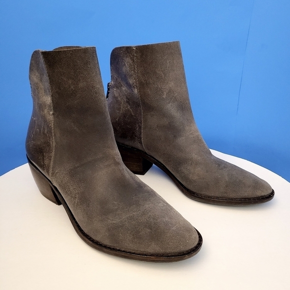 LUCKY BRAND Kaiya Distressed Leather and Suede Bootie Gray Women's 9.5M - Picture 14 of 14